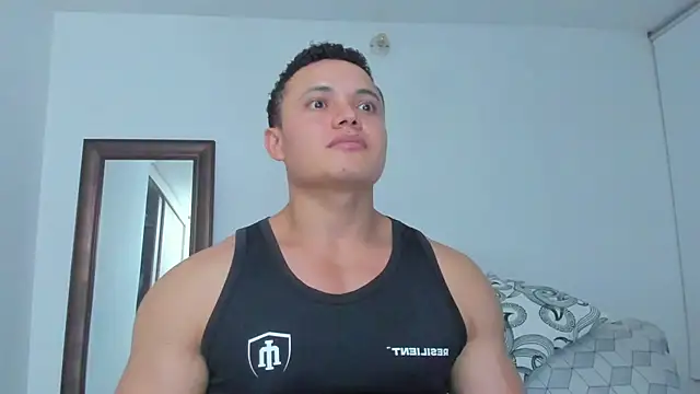 KingLevi01 – Naživo XXX chat