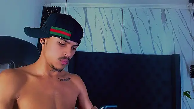 Chat XXX ao vivo de Angel_foxc13