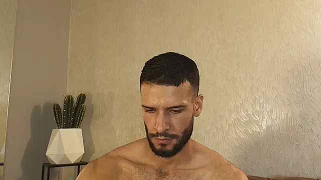 Jacob_Benelli Adlı Modelin Canlı XXX Sohbeti