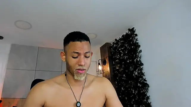 B_Wild Live XXX-chat