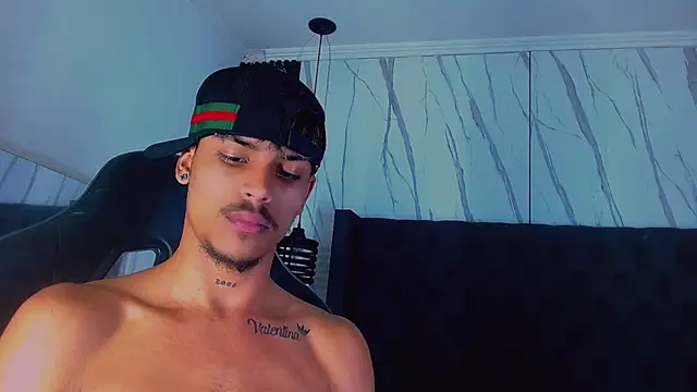 Angel_foxc13 现场XXX聊天