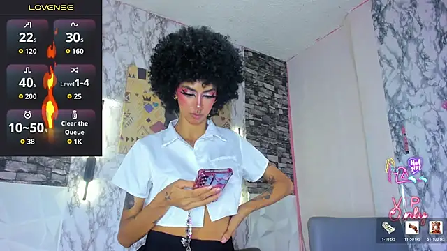 Chatroom XXX en direct de Queen_Cuarxxo