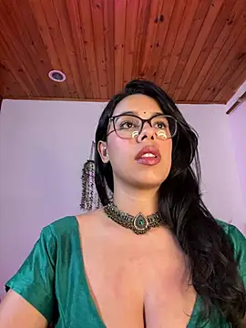 XXX chat uživo modela anandacute2