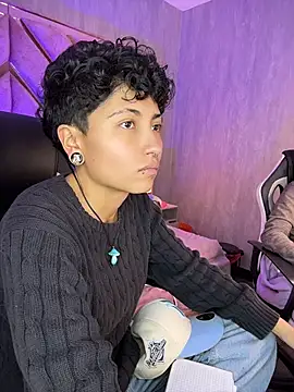 Chat +18 de ian_mathias_ ao vivo
