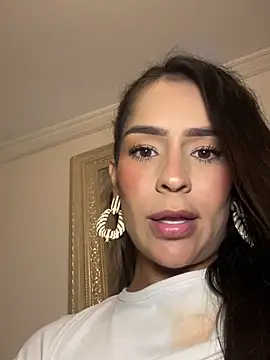 Mau_White's Live XXX Chat