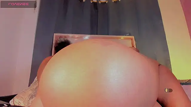 Chat XXX en directo de Sara_hot12112