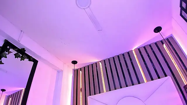 MiaRaven_ – Naživo XXX chat