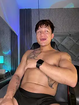 Chat +18 de Hassbyd ao vivo