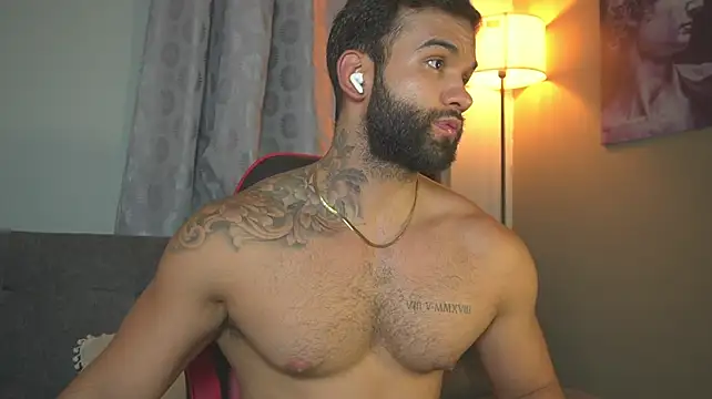 MarkHazze's Live XXX Chat