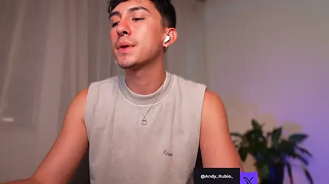 sweettaaron01n Live XXX chat