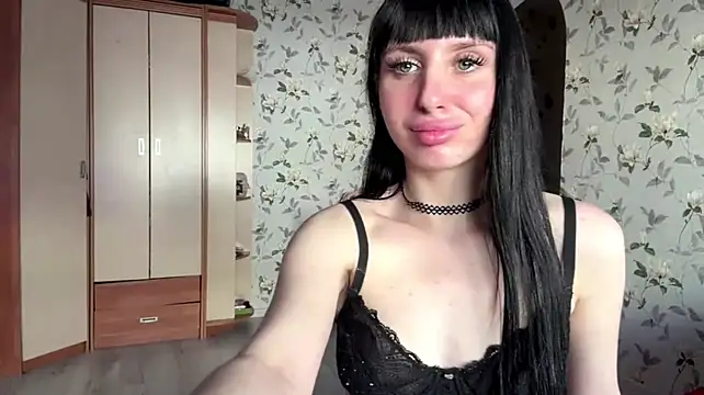 TraceeSito Chat XXX live