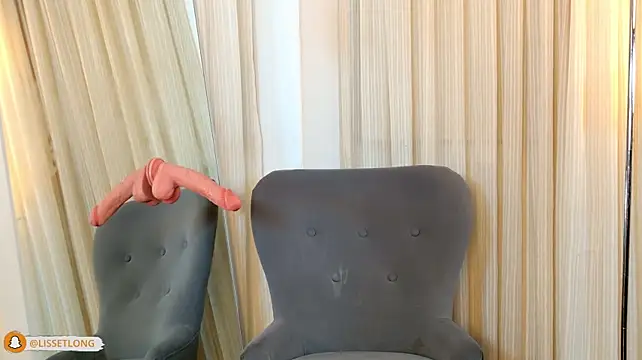 lissetlong69's Live XXX Chat