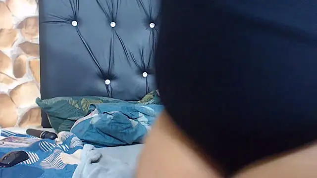 Chat XXX ao vivo de BadAss_Bee