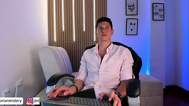 Dorianmistery2322_ webkamerás műsora