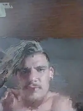 BabyGiraffe25 Chat XXX in diretta