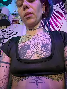 Chat +18 de Toxlyn ao vivo