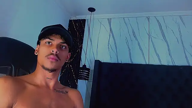 Angel_foxc13 XXX чат на живо