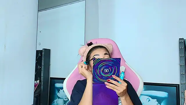 צ'אט XXX בשידור חי של GraceWallace_