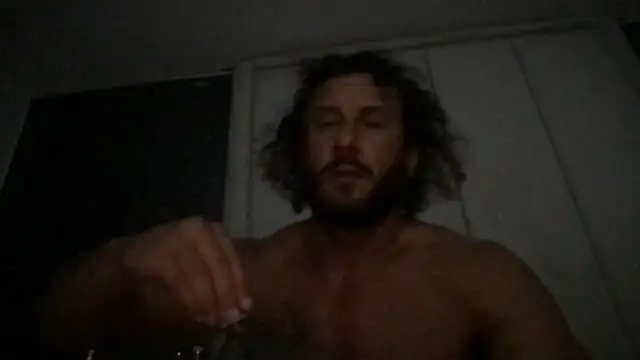 Magic_Mike_666 élő XXX-chatje