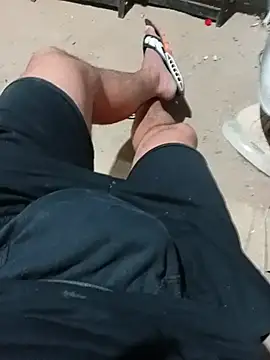 XXX chat uživo modela 2boyrj