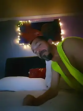 XXX chat uživo modela Tristan40@xh
