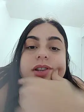 mi2003's Live XXX Chat