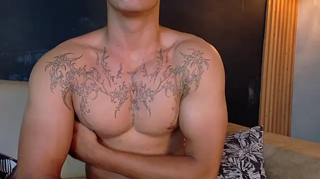 daniel_biig Live XXX Chat