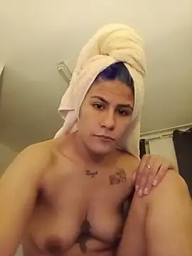 Salome_Cherie Adlı Modelin Canlı XXX Sohbeti