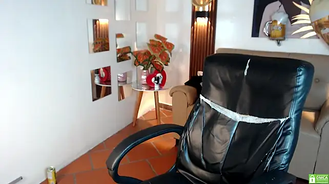 XXX chat uživo modela Marcoviolet