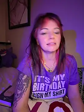 MarlaFknSinger Live XXX Chat