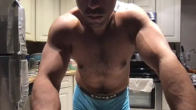 BigGuyMuscle Chat XXX live