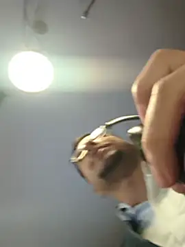 Chat +18 de leolim220 ao vivo