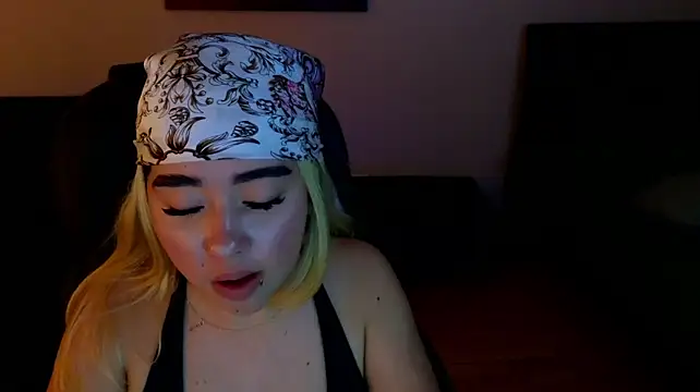 lilmisscloud Chat XXX in diretta