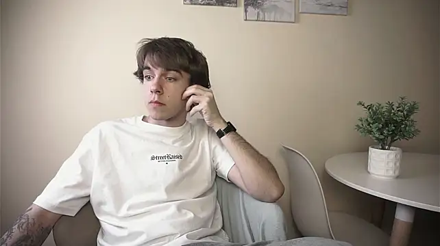 DaveBevy Live XXX-Chat