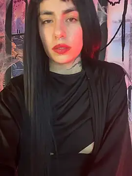 Lilith_X_Lucifer 라이브 XXX 채팅