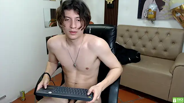 Marcoviolet's Live XXX Chat
