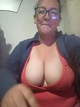 _Saraqueen--'s Live XXX Chat