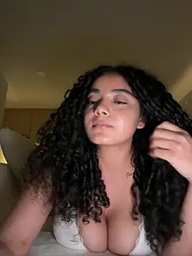Curlyierr 라이브 XXX 채팅