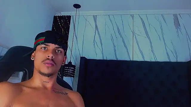 Czat XXX na żywo – Angel_foxc13