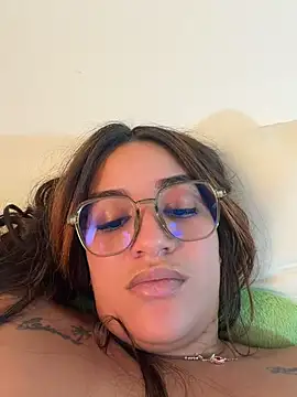 Little_Gaby_'s Live XXX Chat