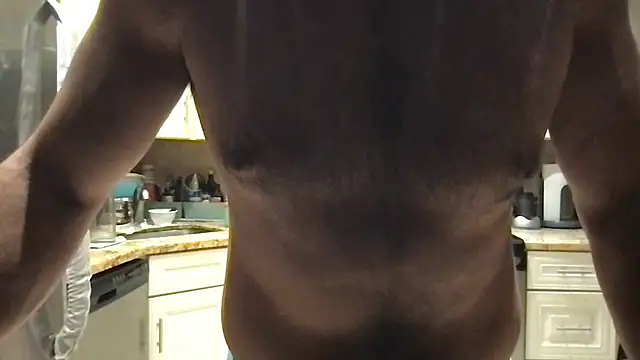 BigGuyMuscleのライブXXXチャット