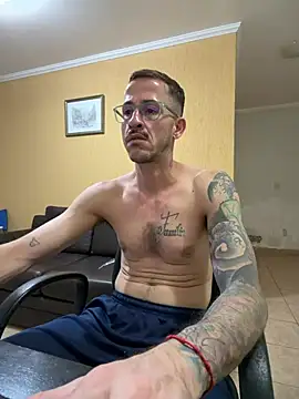 Chat +18 de MeladoDiMel ao vivo