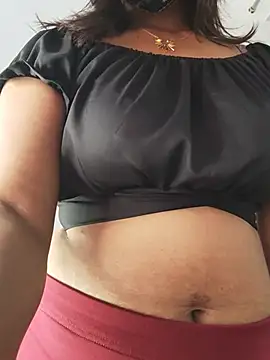 juhicpl143's Live XXX Chat