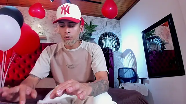 XXX chat uživo modela DrakeNeumann