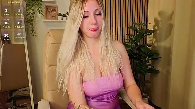 CatEyePro live XXX chat