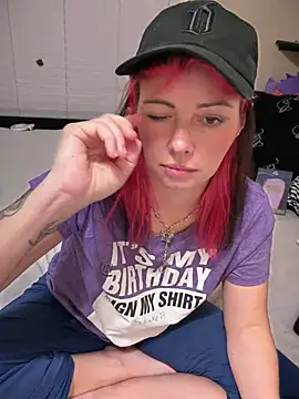 Chatroom XXX en direct de MarlaFknSinger