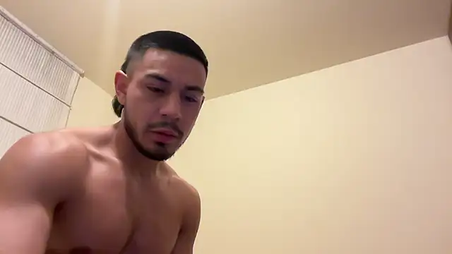 Taylor_DiamondBoy: онлайн-секс-чат