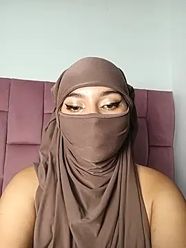 Samira_1 Chat XXX in diretta