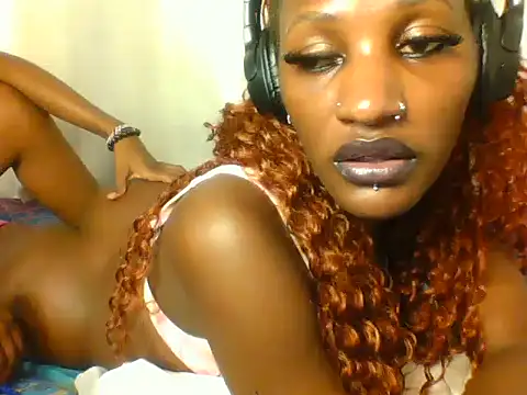 Chat +18 de SleekCandy_petites ao vivo