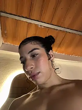 Miily_0 live XXX chat